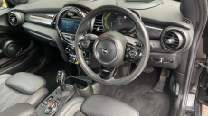 MINI Hatchback 135kW Cooper S Level 3 33kWh 3dr Auto Electric Hatchback